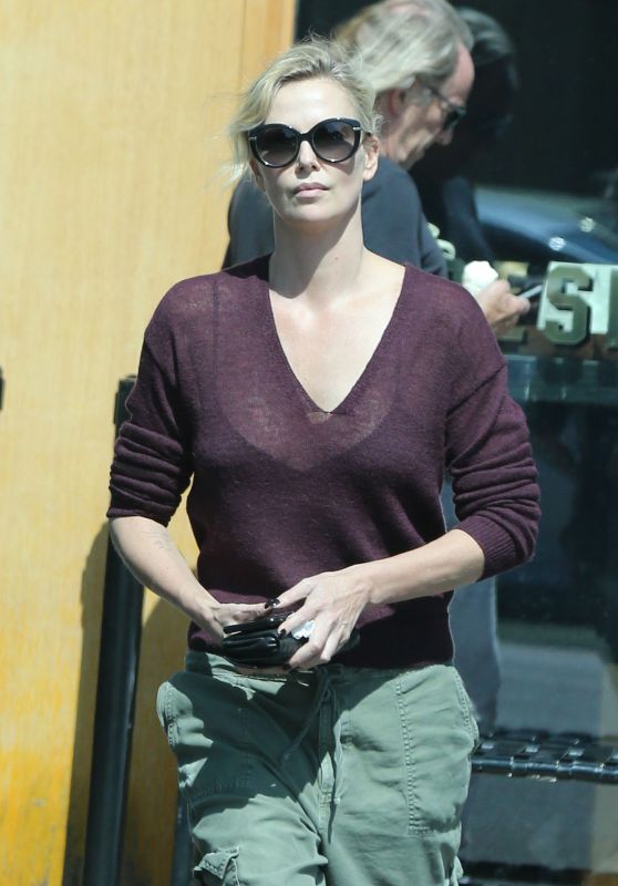 Charlize Theron - Out in Los Angeles 05/12/2017