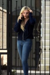Chloe Grace Moretz Street Style - Talks on the Phone, Los Angeles 05/18/2017