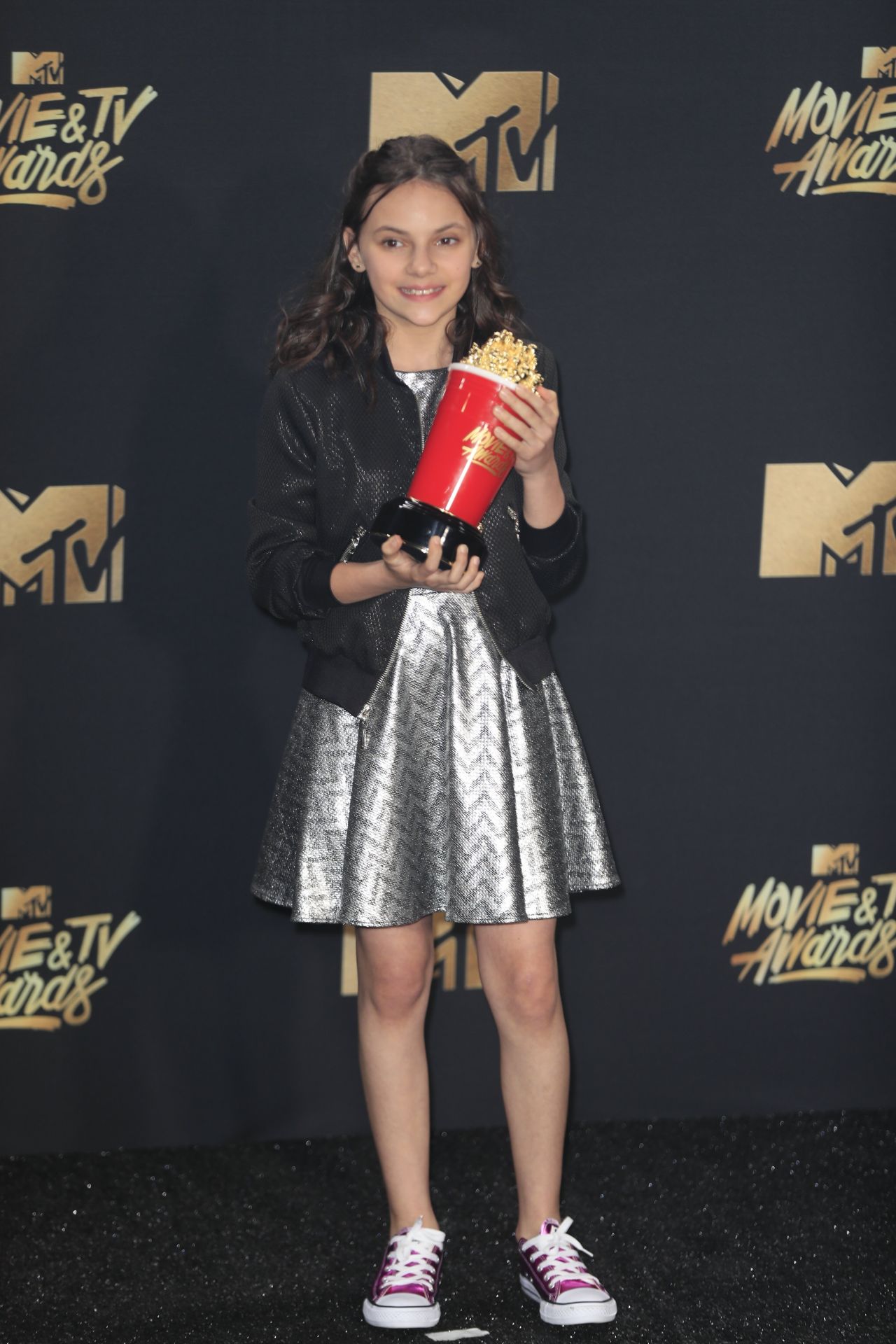 Dafne Keen – MTV Movie and TV Awards in Los Angeles 05/07/2017 • CelebMafia