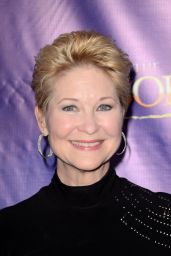 Dee Wallace – “The Bodyguard” Opening Night in Los Angeles 05/02/2017