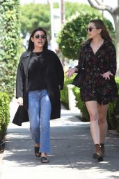 Elizabeth Olsen - Gets Iced Coffee With Her Friend in West Hollywood 05/16/2017