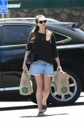 Elizabeth Olsen - Grocery Shopping in LA 05/03/2017