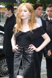 Ellie Bamber - Chanel Cruise 2017/2018 Collection fashion show in Paris 05/03/2017