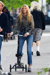 Elsa Hosk - Scooting Around NYC With an Apparent Leg Injury 05/08/2017