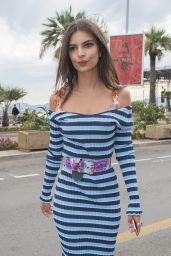 Emily Ratajkowski - Arrives for a Party on the Croisette in Cannes 05/18/2017
