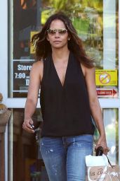 Halle Berry - Out in West Hollywood 05/04/2017