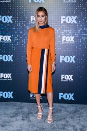 Jamie Chung - FOX Upfront at Wollman Rink in New York City 05/15/2017