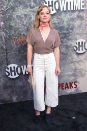 Jane Levy – “Twin Peaks” Premiere in Los Angeles 05/19/2017
