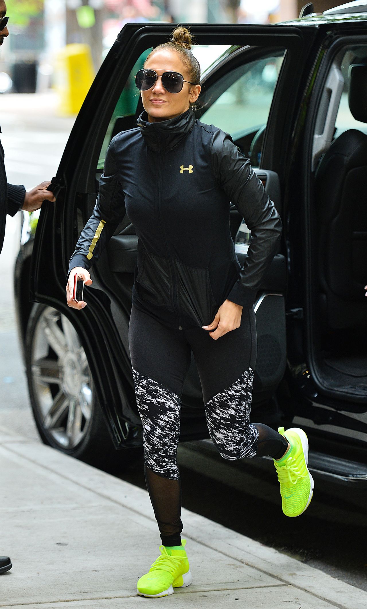 Jennifer Lopez in Workout Gear - Heads to the Gym in New York 05/11 ...