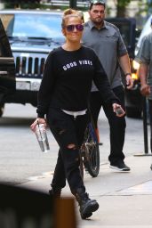 Jennifer Lopez Street Style - Out in Soho, New York 05/16/2017