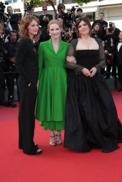 Jessica Chastain at “The Meyerowitz Stories” Premiere – Cannes Film Festival 05/21/2017