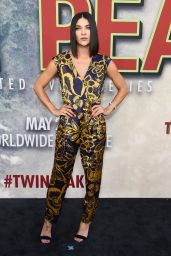 Jessica Szohr – “Twin Peaks” Premiere in Los Angeles 05/19/2017