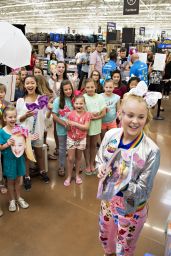 JoJo Siwa - Celebrates Her 14th Birthday at Walmart in Rogers, Arkansas 05/19/2017