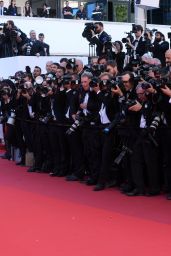 Julianne Moore on Red Carpet – “Okja” premiere at Cannes Film Festival 05/19/2017