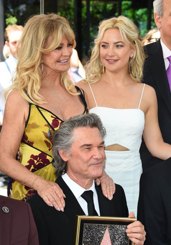 Kate Hudson at Goldie Hawn and Kurt Russell