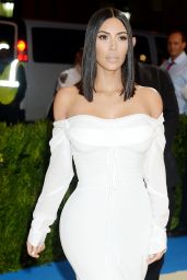 Kim Kardashian at MET Gala in New York 05/01/2017