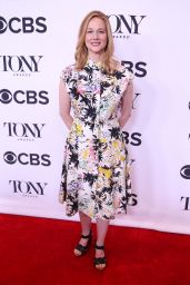 Laura Linney – Tony Awards Nominees Photocall in New York 05/03/2017