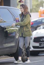 Lily Collins Gets and Iced Coffee from Coffee Bean in LA 05/12/2017