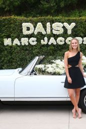 Madison Iseman – Marc Jacobs Celebrates Daisy in Los Angeles 05/09/2017