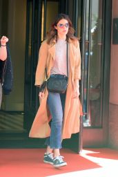 Mandy Moore Street Style - Out in New York 05/02/2017