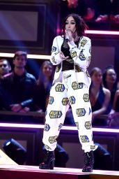 Noah Cyrus Performs at MTV Movie And TV Awards in LA 05/07/2017