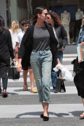 Odette Annable Casual Style - Lunches With a Friend at La Scala in Beverly Hills 05/08/2017