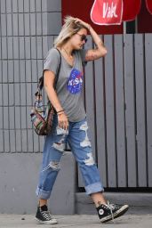 Paris Jackson in Ripped Jeans - Hollywood 05/27/2017