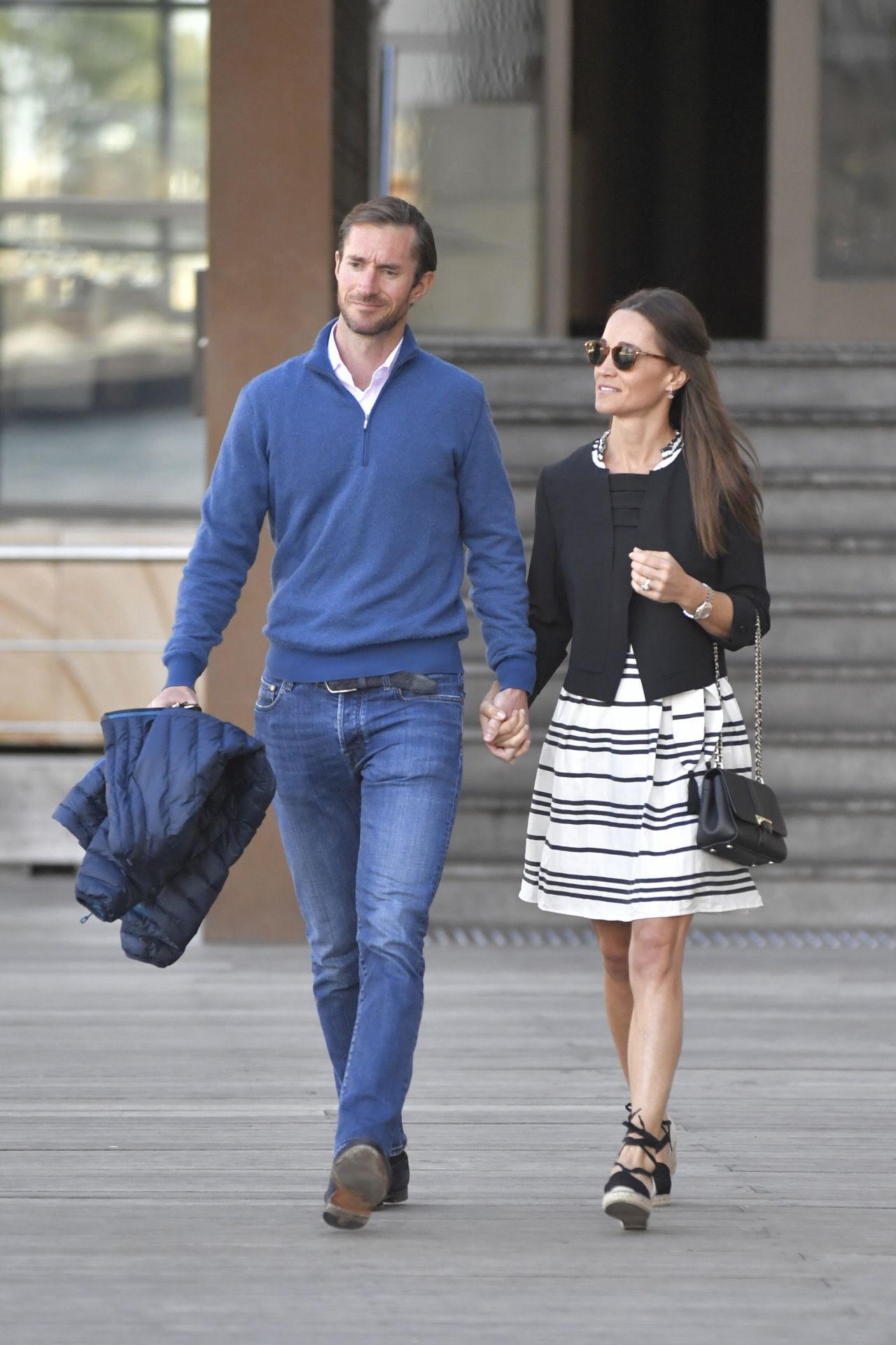 Pippa Middleton Looks Stylish - Out in Sydney 05/31/2017 • CelebMafia