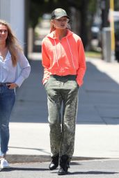 Romee Strijd Street Style - Shopping in West Hollywood 05/08/2017