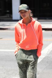 Romee Strijd Street Style - Shopping in West Hollywood 05/08/2017