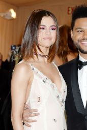 Selena Gomez - MET Gala at The Metropolitan Museum of Art in New York 05/01/2017