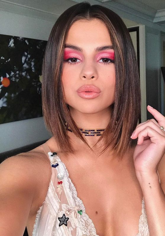 Selena Gomez Social Media Pics 05/01/2017