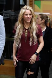 Shakira - Leaving the Lyric Theater in Manhattan 05/16/2017