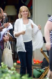 Uma Thurman - Leaves the Set of "The War With Grandpa" in NY, May 2017