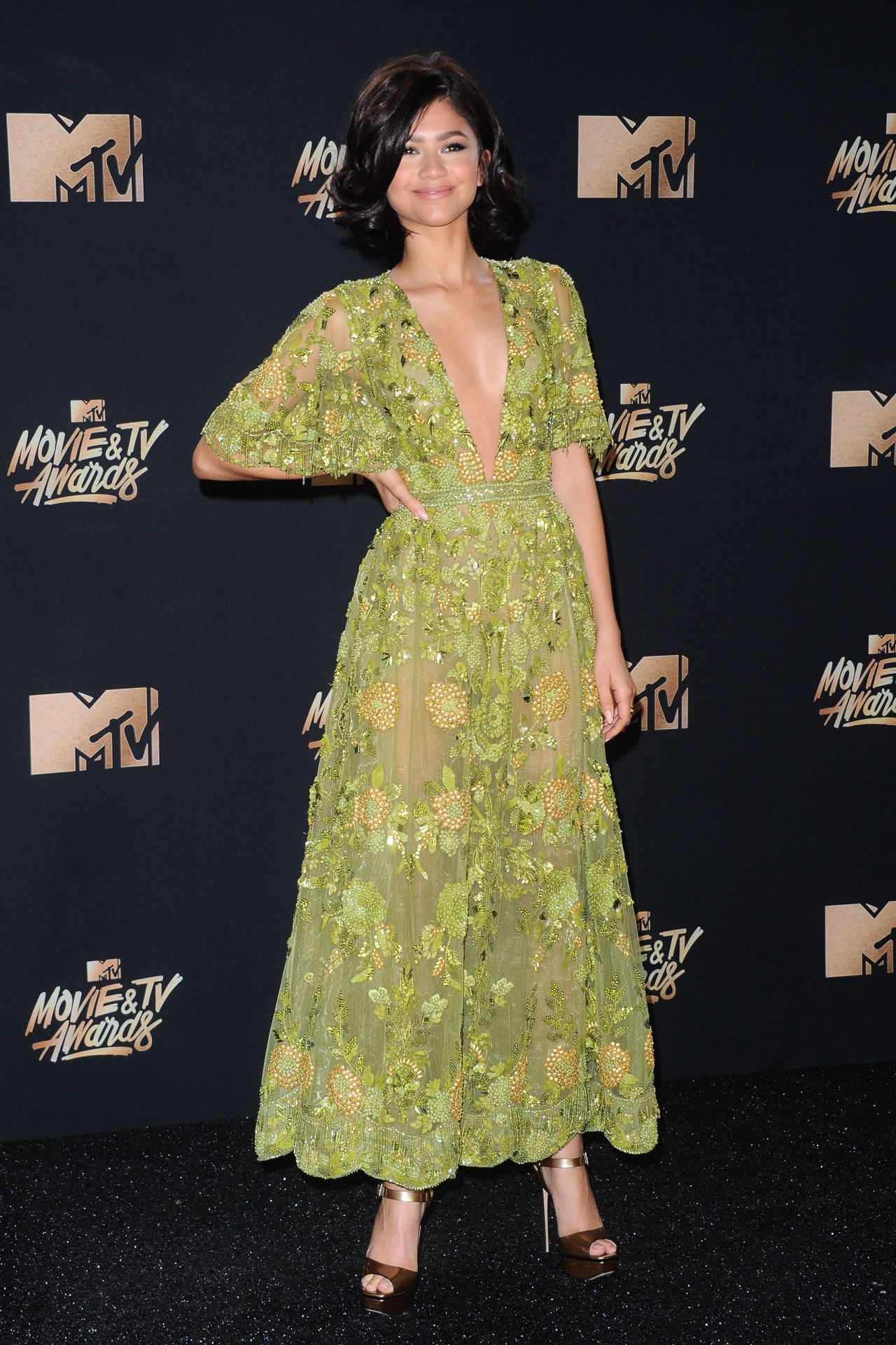 Zendaya – MTV Movie and TV Awards in Los Angeles 05/07/2017 • CelebMafia