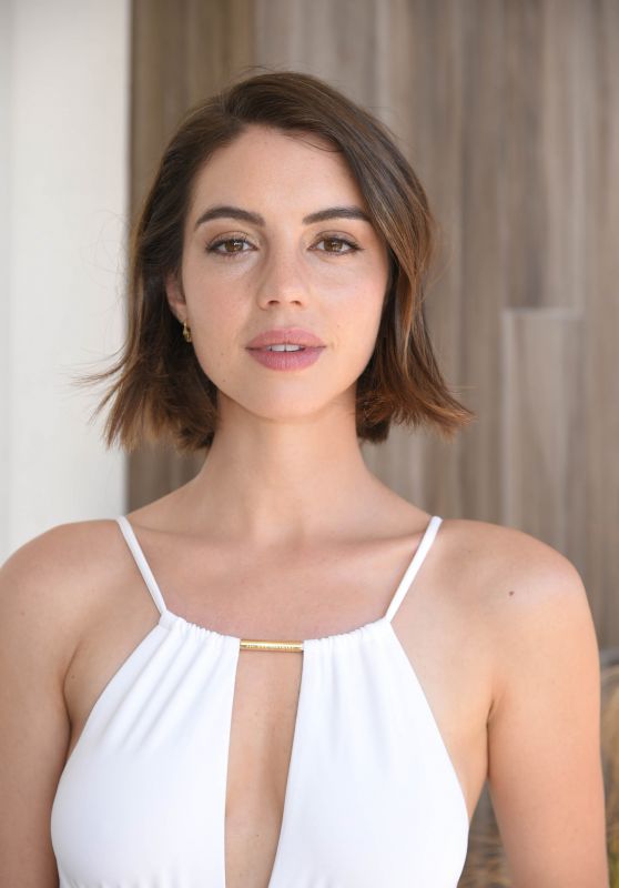 Adelaide Kane - Reef Kicks off Summer With a Hollywood Hills ESCAPE in LA 06/24/2017