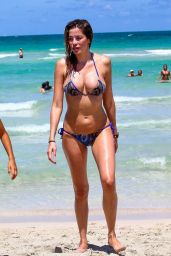 Aida Yespica in Bikini on the Miami Beach 06/25/2017