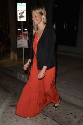 Amy Smart Night Out Style - Leaving Craig