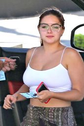 Ariel Winter Summer Street Style - Out in Los Angeles 06/14/2017