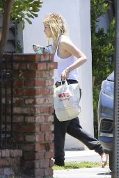 Bella Thorne - Arrives Home in Sherman Oaks, CA 06/13/2017