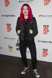 Bella Thorne – Netflix “You Get Me” Premiere in Culver City 06/19/2017