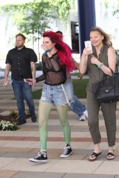 Bella Thorne Shows off Her New Freshly Bright Red Dyed Hair - Los Angeles 06/14/2017