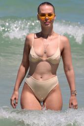 Bianca Elouise in Bikini at the Beach in Miami 06/25/2017