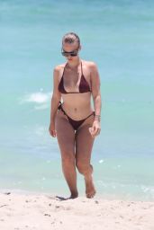 Bianca Elouise in Bikini - Shows Off Her Curves in Miami, FL 06/26/2017