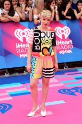 Carly Rae Jepsen – iHeartRadio MuchMusic Video Awards in Toronto 06/18/2017