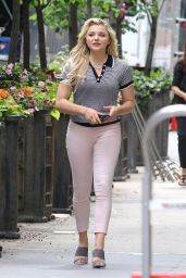 Chloe Grace Moretz in Tight Pants - "Louis C.K. Untitled Film Project" Set in NYC 06/14/2017