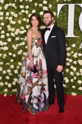 Cobie Smulders – Tony Awards in New York City 06/11/2017