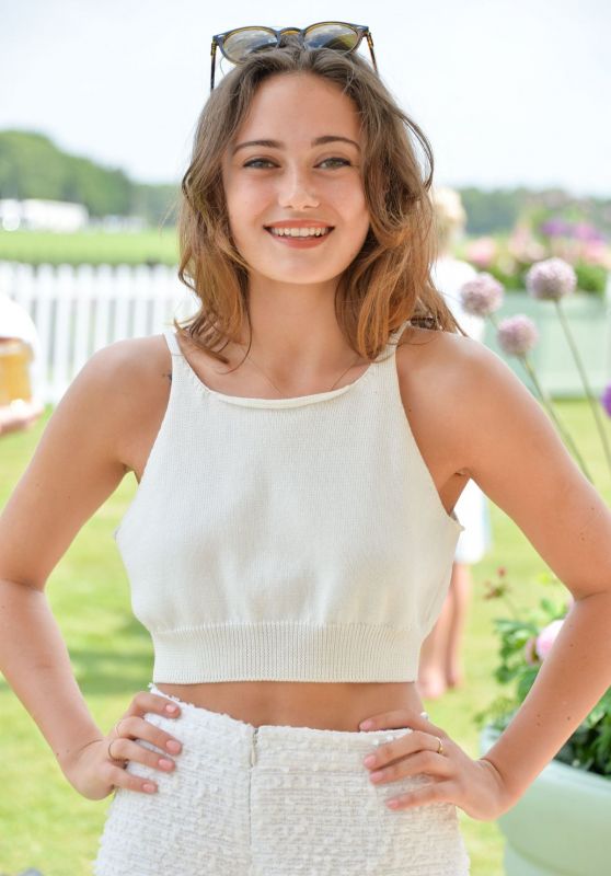 Ella Purnell - Cartier Queen’s Cup Polo Final in Surrey, UK 06/18/2017