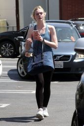 Elle Fanning - Out in Los Angeles 06/09/2017