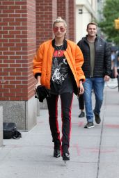 Hailey Baldwin Showing Off Her Trendy Style - Arriving at Kendall
